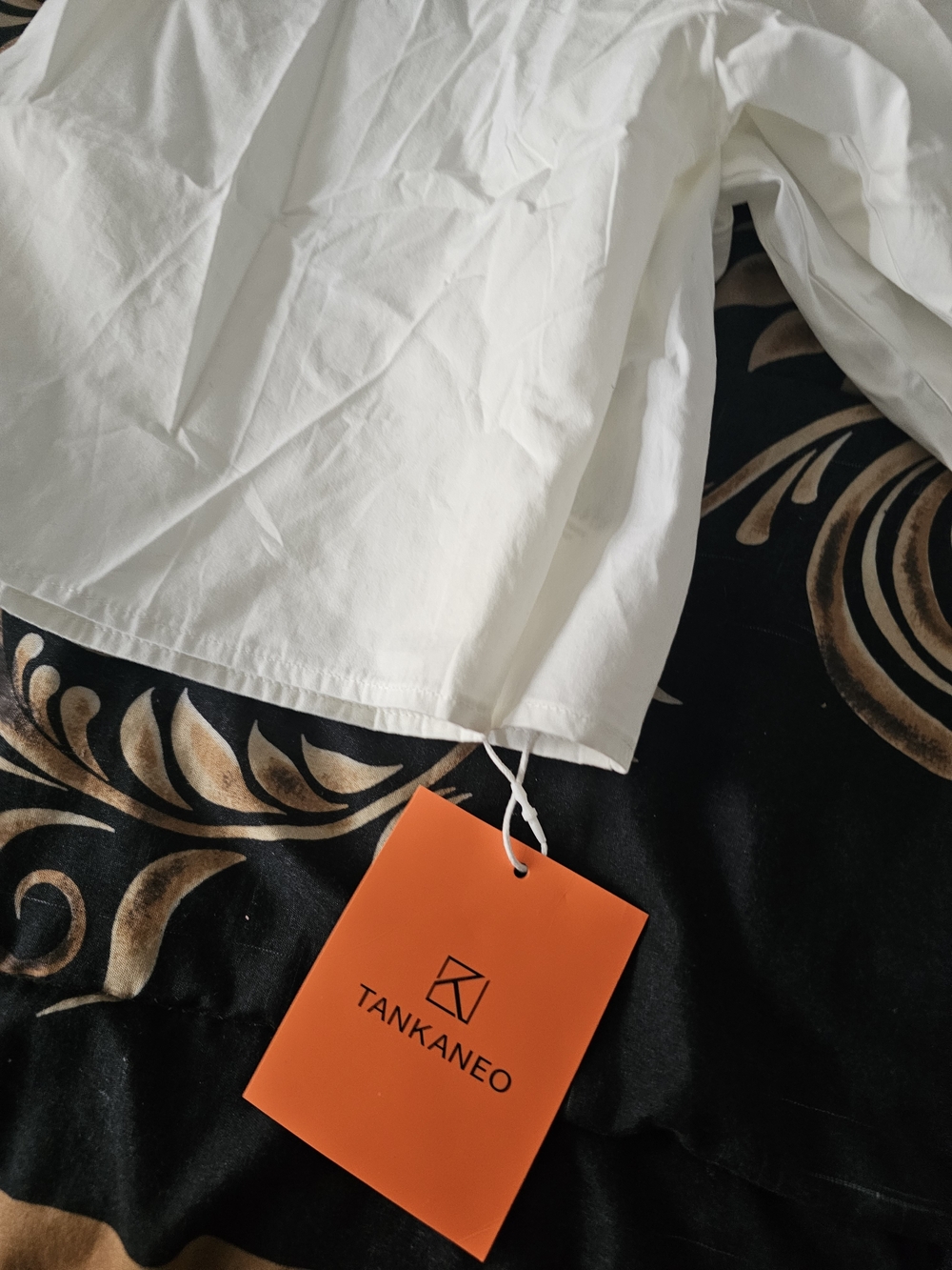 Classic White Button-Down Shirt —crop Women's Tailored Cotton Size M - Picture 4 of 4